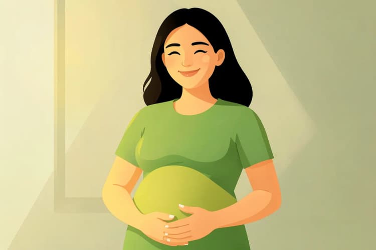 Mulher grávida sorrindo, segurando a barriga, com cabelos saudáveis e um brilho natural.